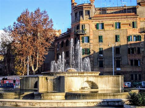 fontana del peschiera